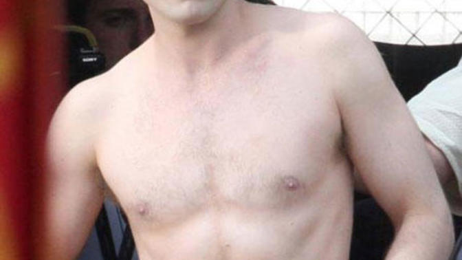 Do girls like pale or tan guys, and why?