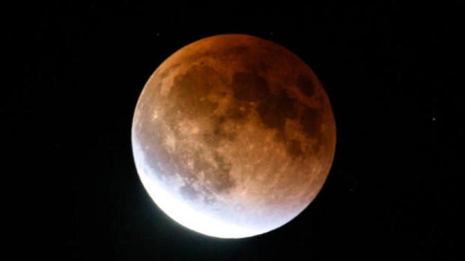 Australians- Are you going to stay up and watch the Super blue blood moon tonight?