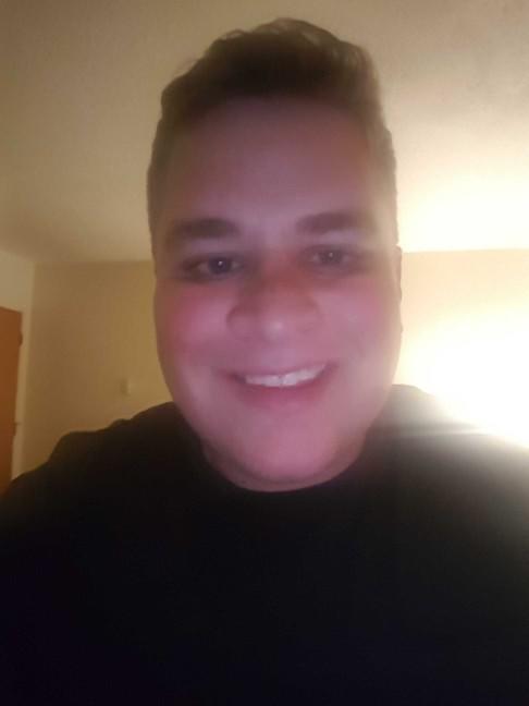 I hate my life I'm 24 never had a girlfriend or been kissed still a virgin never a date even and no good looking girls want me I'm fat ugly and short?