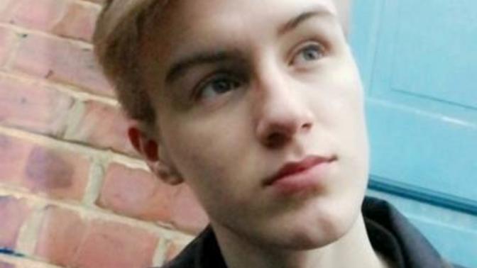 Girls, Am I at all somewhat attractive to you?