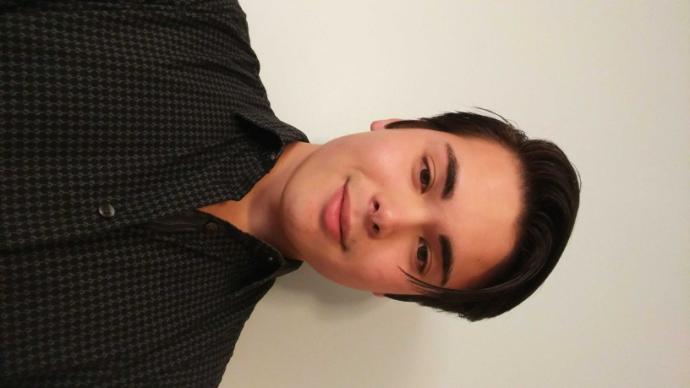 Ladies, please help! Should I cut my hair??