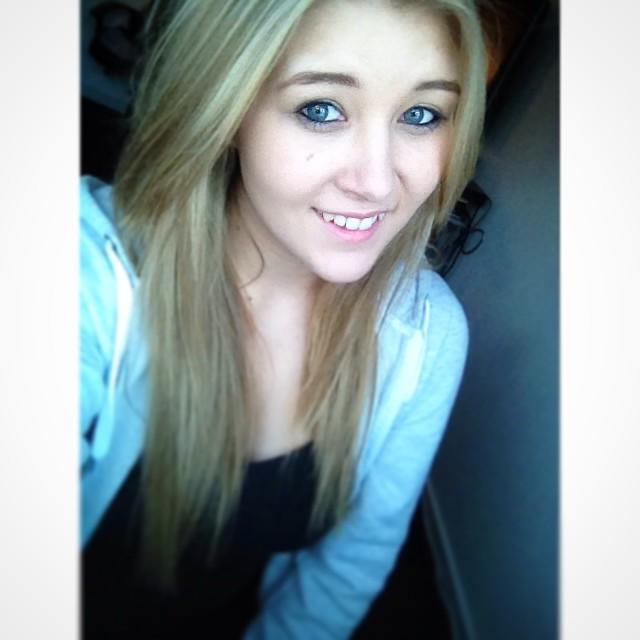 Guys, what is your favorite hair/eye color combo on a girl?
