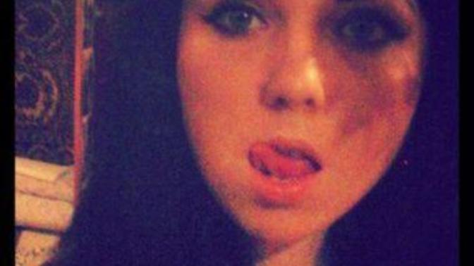 Whats your opinion on girl getting her boyfriends named tattooed on her face?
