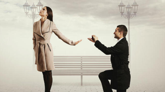 How to kindly decline Valentine's gift when not interested?