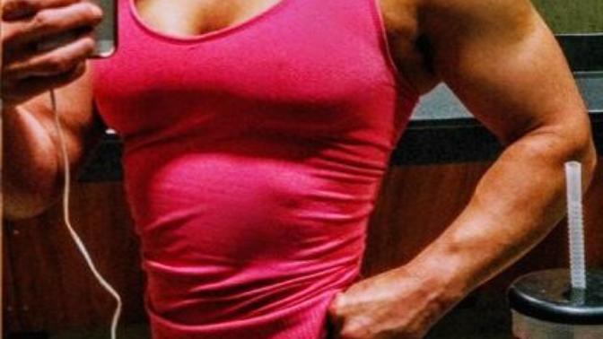 Do many guys find girls with her body type attractive?