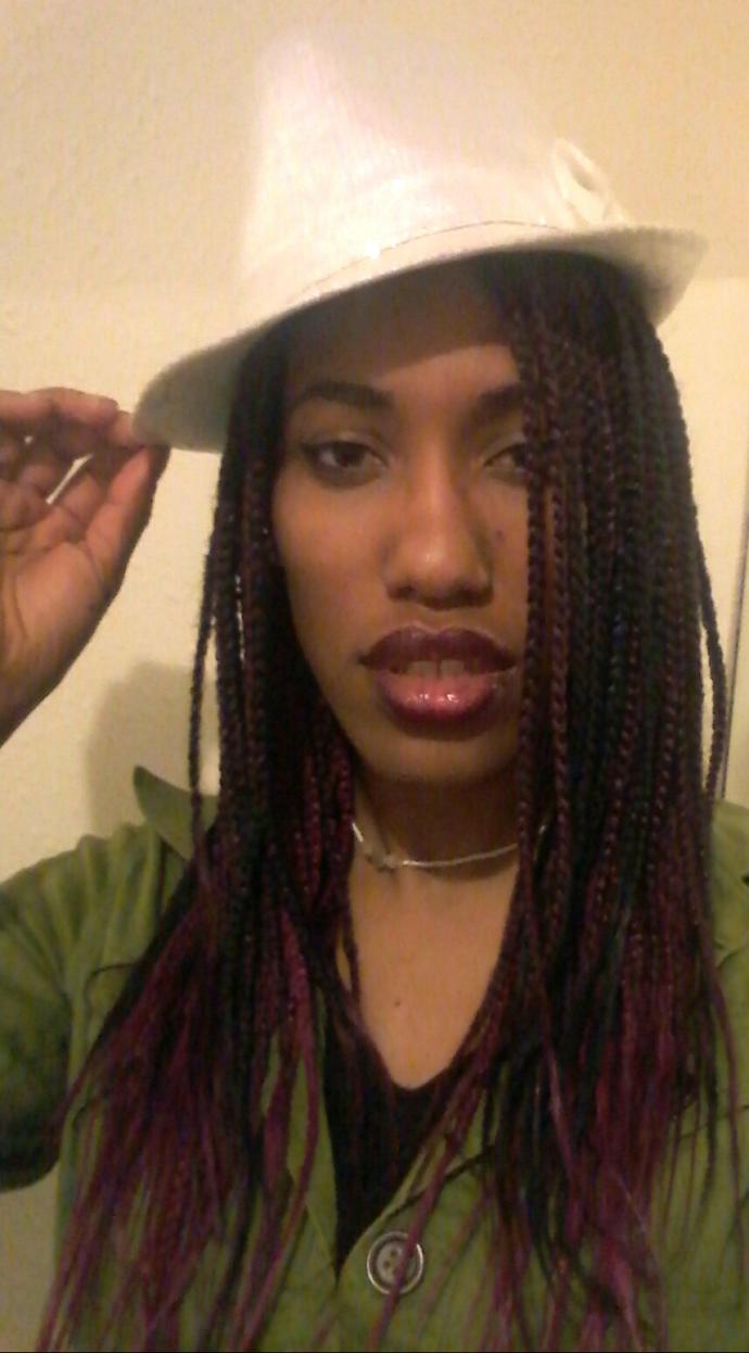 Am I easily approachable? Does a girls look impact talking and flirting with her?