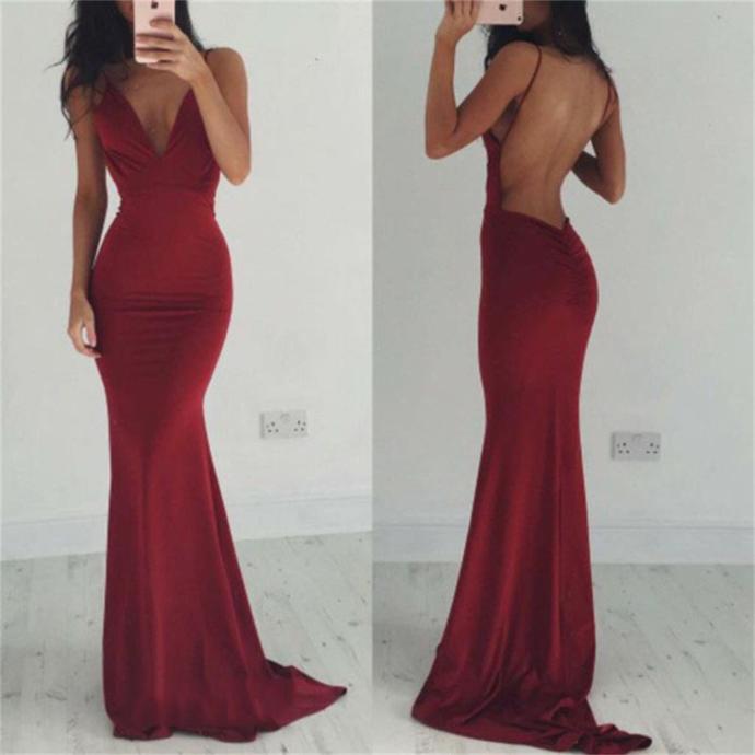 How would I describe in detail this dress in a story I’m writing?