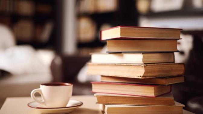 Looking to get into reading books again before bed, recommendations?
