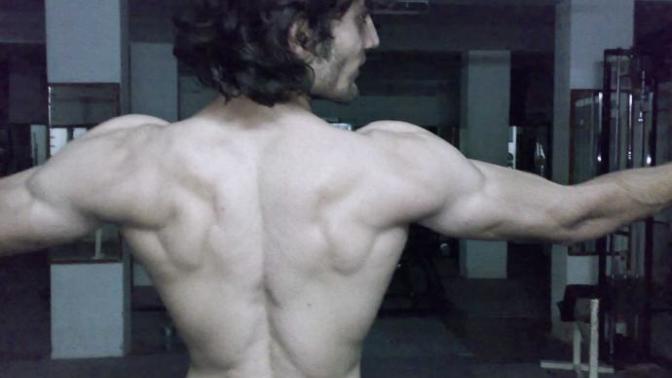 Do Women find lean Muscular Men attractive?
