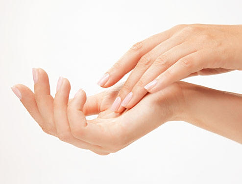 Do Guys Like Feminine Hands?