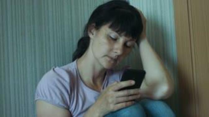 Boyfriend says 'fuck you', but I am still not over him because we are perfect for each other 10 months long distance. Am I right to break up with him?