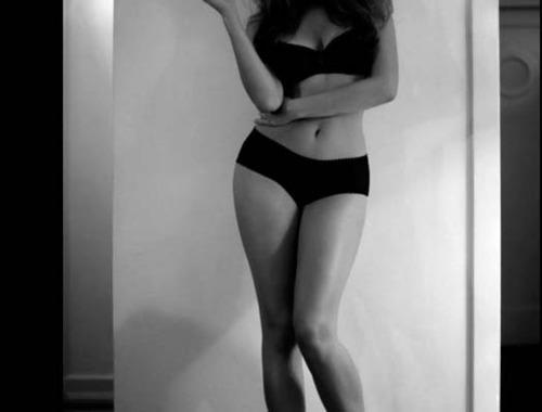 Which of these bodies do think is the "ideal body type"?
