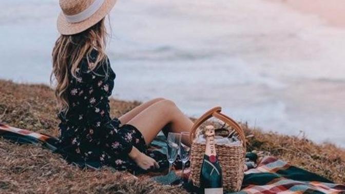 Is being single worse for a guy or a girl?