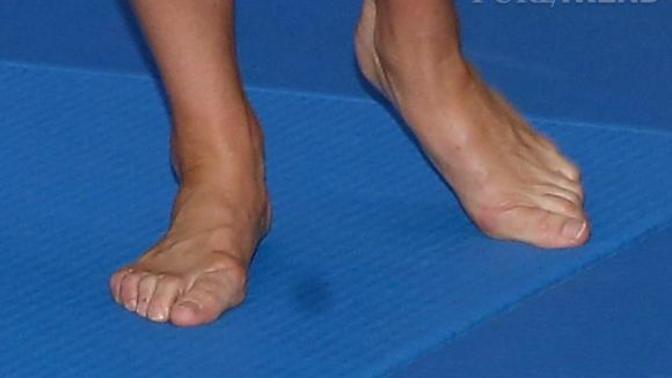 Kate Middleton's feet--Turn off or nah?