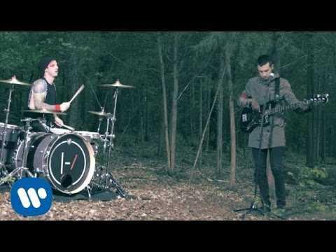 Who else loves the song ride, tear in my heart💓, cancer from 21 pilots??