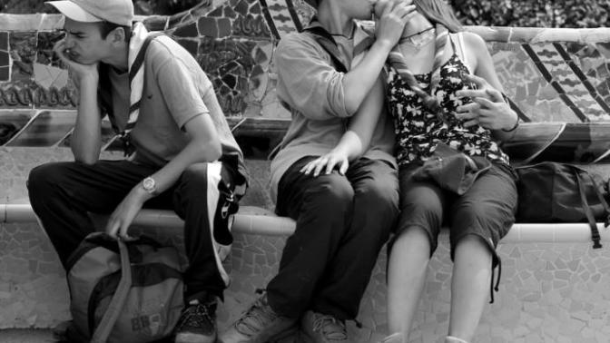 Do you like public displays of affection with your partner or no 🤔?