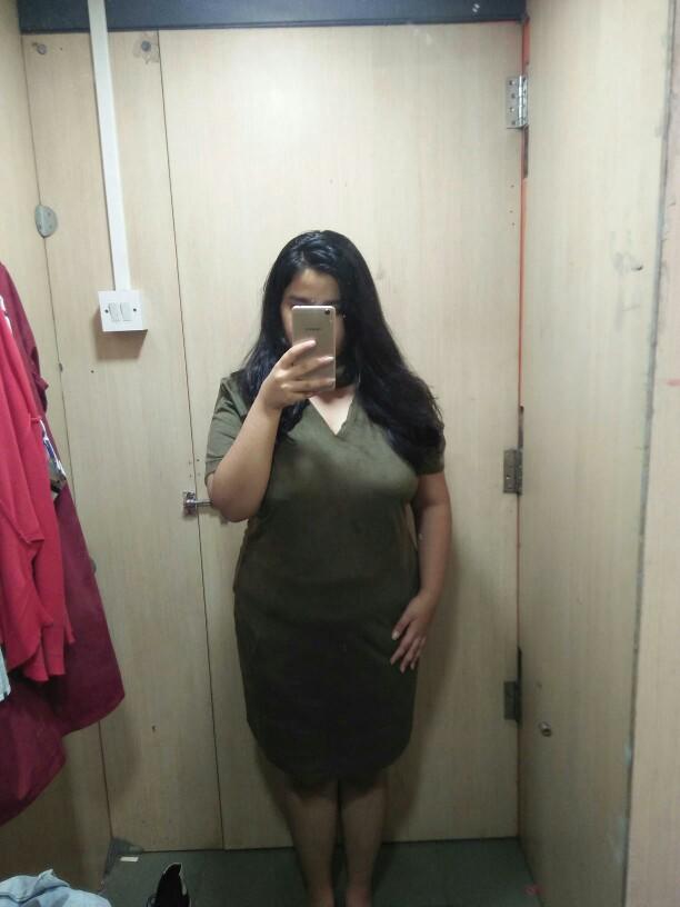 does this dress look good on me?! if yes which one?