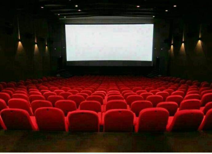 What is the best place to take a girl on the first date??