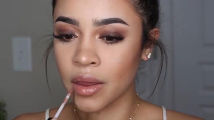 which makeup look do you prefer?