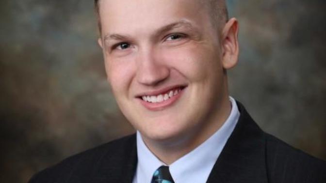 Ladies, what are your first impressions when you look at me? Also am I attractive at all?