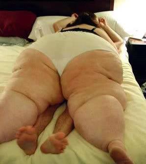 Would you rather date a fat girl or be crushed by her?