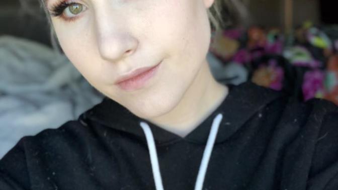 Am I attractive? How would you rate me 1-10?
