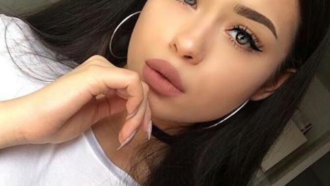 What do guys think of hoop earrings on girls?