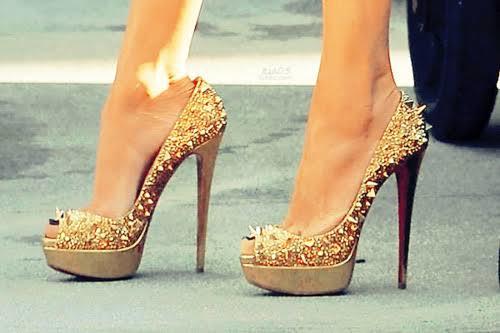 Girls, Which one will you pick for your wardrobe?