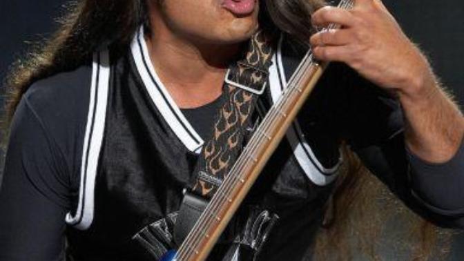 Girls, is it hot if a guy can play bass?
