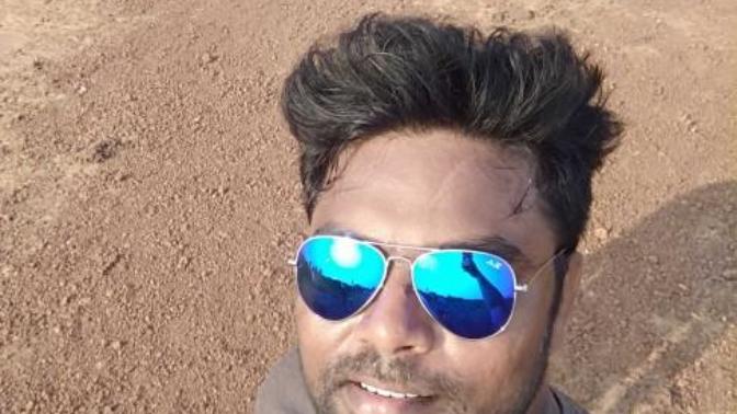 Rate the Guy in the fotos out of 10?