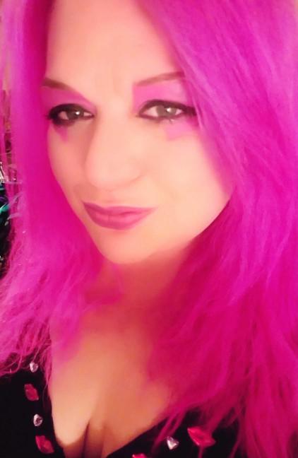 How do you feel about creative makeup looks?