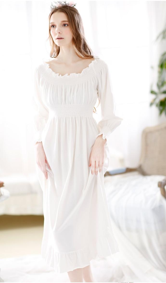 Which types of pajamas do you prefer on your partner?