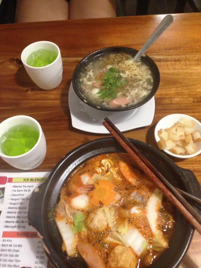 Which bowl would you rather eat?