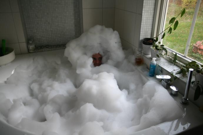 Do men secretly love bubble baths?