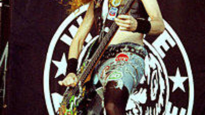 Rockers, metalheads, what are 6 musicians you would love to spend a day with?