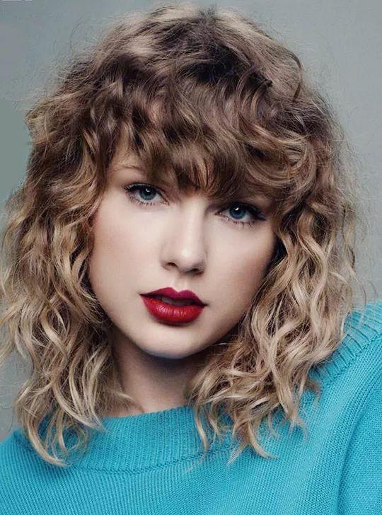 Which Taylor Swift's hairstyle you like the most?
