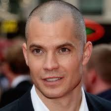 Girls, What type of hairstyle do you like on men?