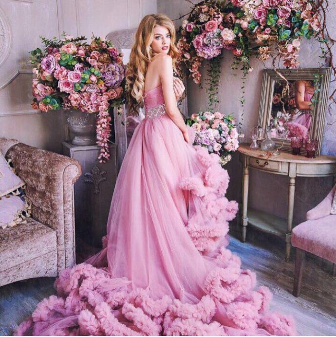 Girly Girl Vs Tomboy Let The Choice Battle Beguin Girlsaskguys Girly Girl Vs Tomboy Let The Choice Battle Beguin Girlsaskguys