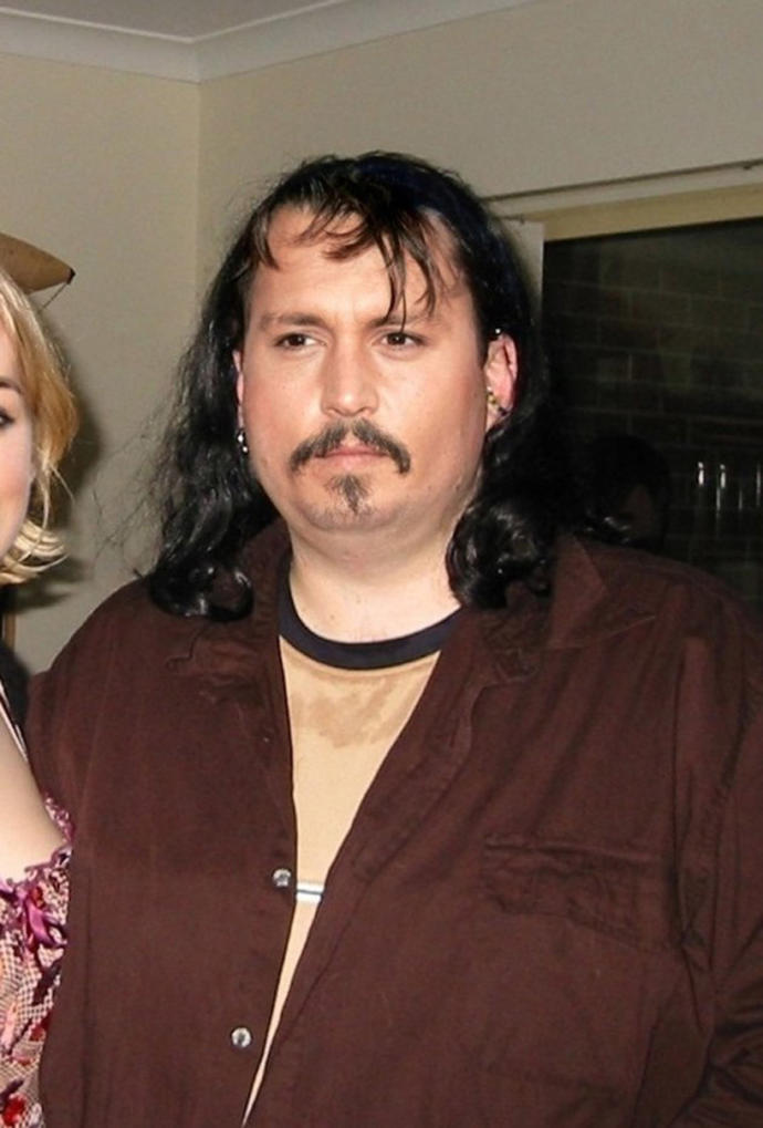 Rate Johnny Depp in this modified Planet Hiltron picture. How is it?