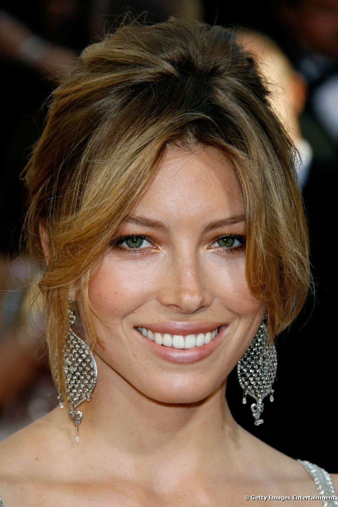 Which of these actresses have the nicest face?