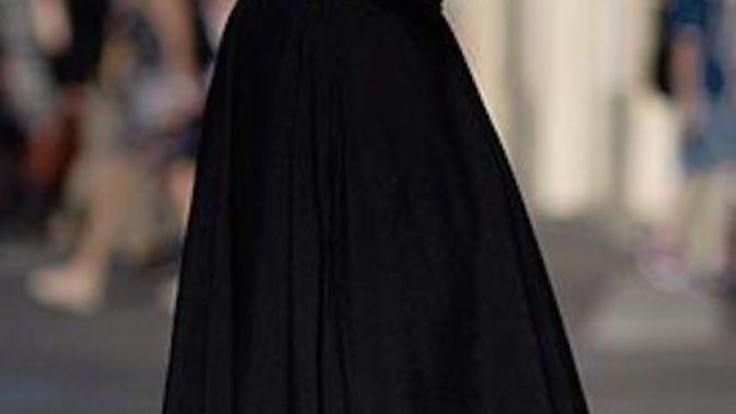 Do guys find the chic french fashion style attractive or sexy etc? What do you think about it?