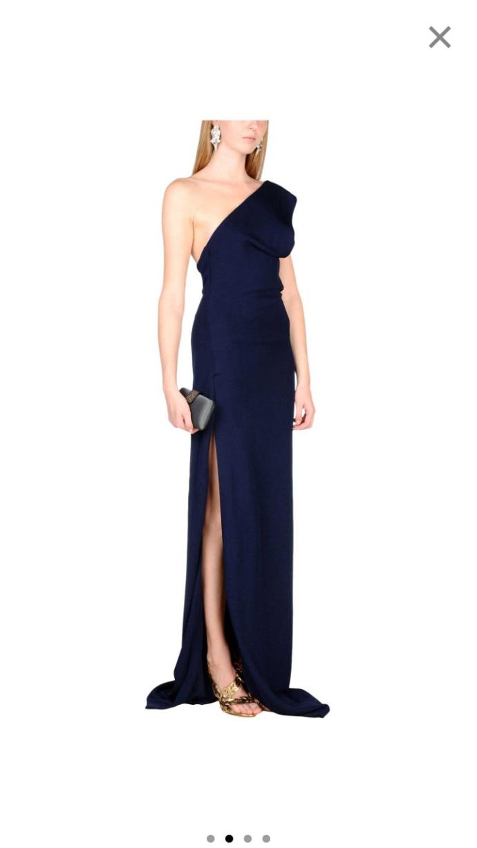 If money was no object which of the following dresses would you buy for our first date??