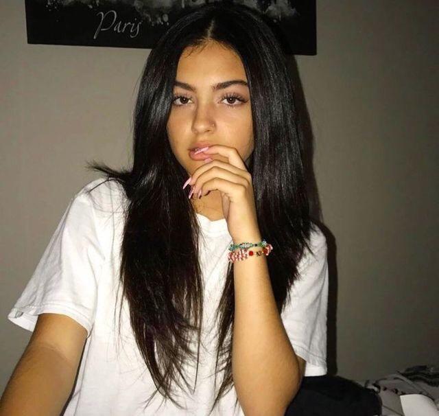 Do guys like guys like girls that wear no makeup or natural makeup eg mascara lip balm?
