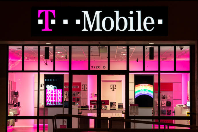 What phone network are you with and what is your mobile data plan/bill?