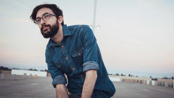 Can a man’s body image make him insecure about getting a girlfriend?