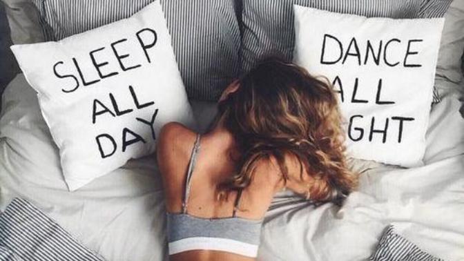 Is a party phase natural after a breakup? Will she come back?