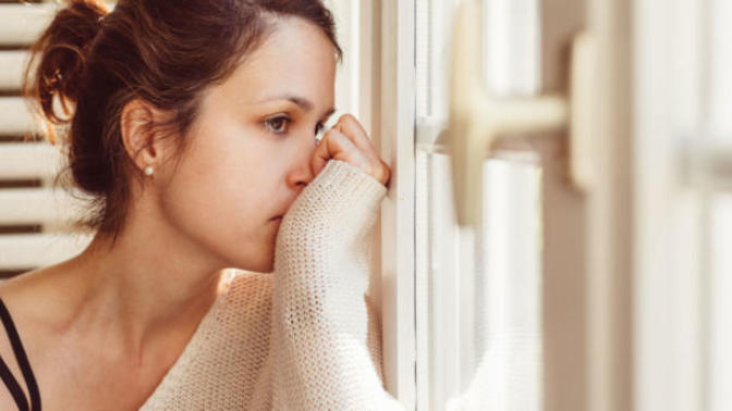 Guys, Should I announce my miscarriage to the dad (FWB) ?