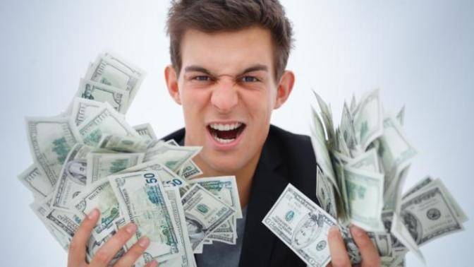 Women! If your boyfriend struck gold and then cared more about money than his relationship with you, would you break up?