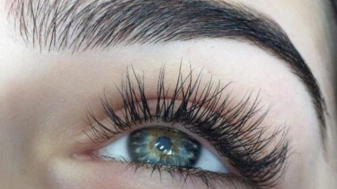 Guys, what do you think about long eyelashes?