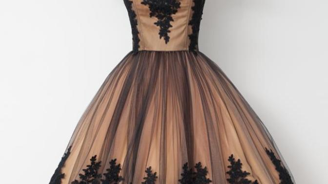 Do you think the color caramel is sexy?